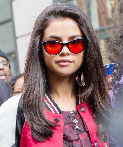 selena gomez with sunglasses